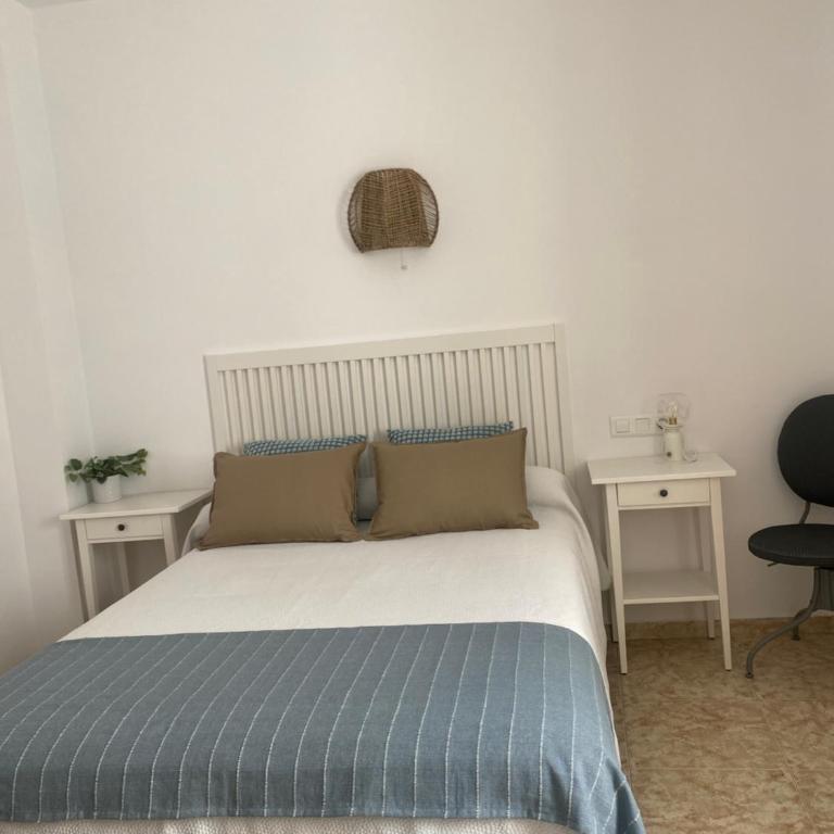 Hostal Andalucia - Habitación Doble Superior - 1 o 2 camas - 5