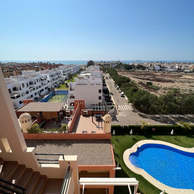 Ático con piscina privada vistas al mar. - Apartamento de 2 dormitorios - 21