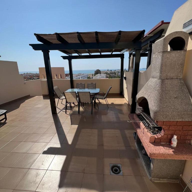 Ático con piscina privada vistas al mar. - Apartamento de 2 dormitorios - 36