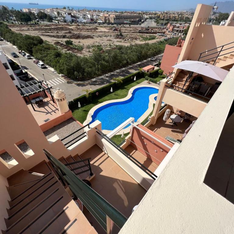 Ático con piscina privada vistas al mar. - Apartamento de 2 dormitorios - 48