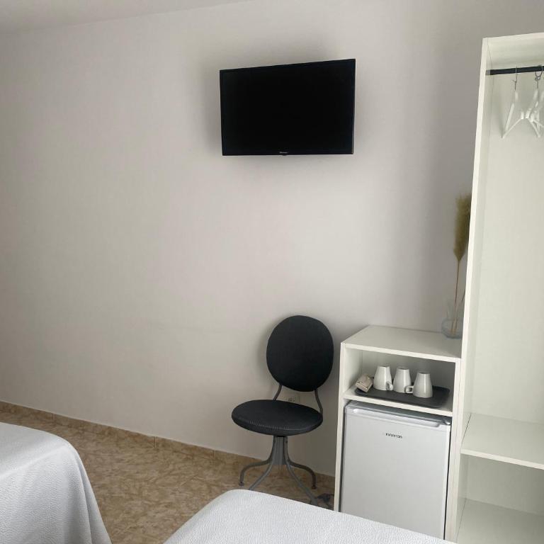 Hostal Andalucia - Habitación Triple Superior - 1