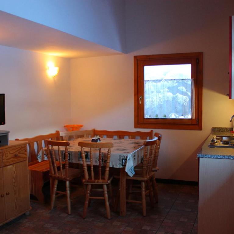 Chalet Presanella - Apartamento de 2 dormitorios con vistas al jardín - 2 niveles - 6