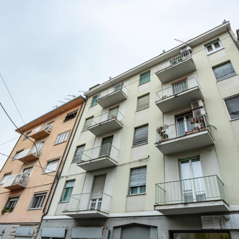 GuestHost - Yellowsunny Apartment with Two Balconies - One-Bedroom Apartment - 15