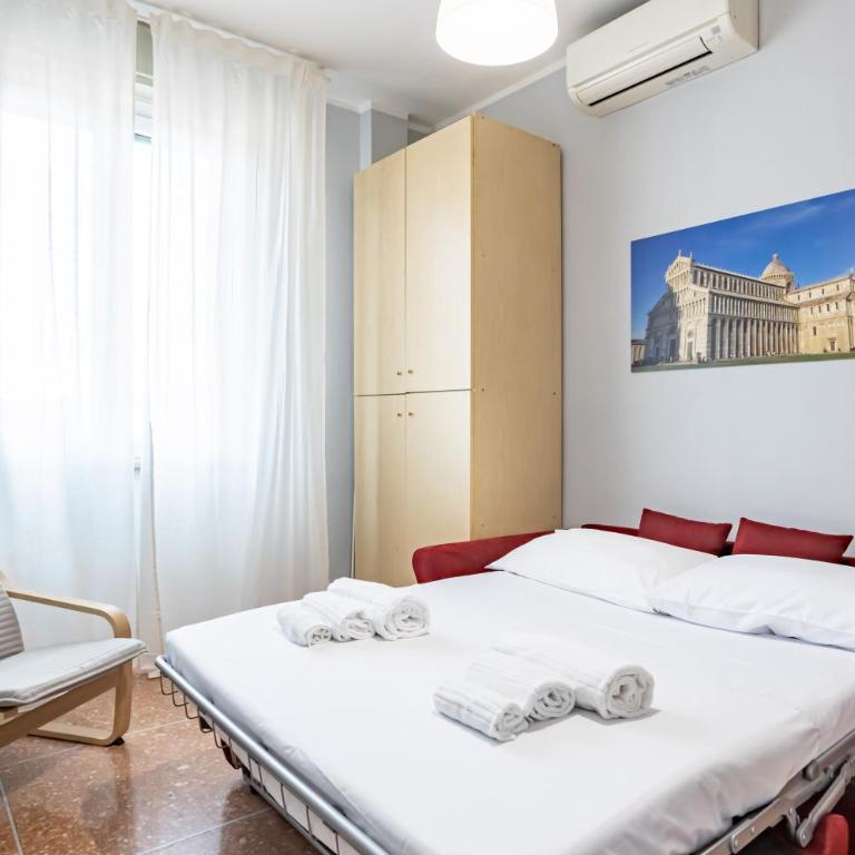 GuestHost - Yellowsunny Apartment with Two Balconies - One-Bedroom Apartment - 5