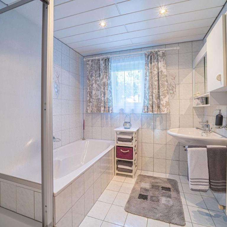 Ferienwohnung Lisi - Apartment mit 2 Schlafzimmern und Dusche - 8