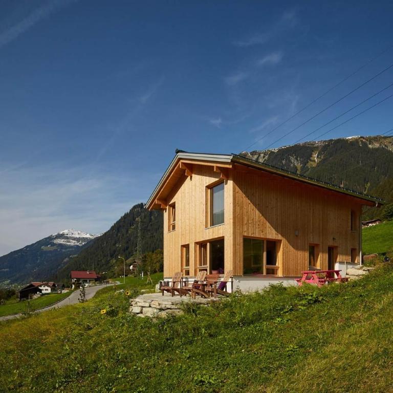 Haus Motta - Ferienhaus mit Dusche - 2