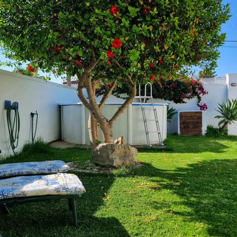 Apartamento privado con jardin, piscina elevada y bbq - Two-Bedroom House - 6