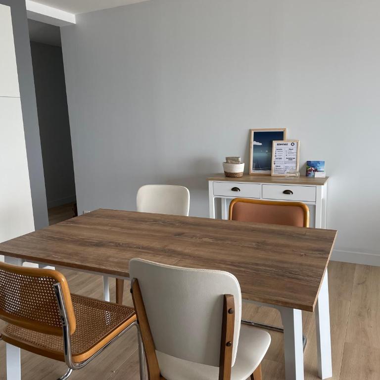 Élégant logement avec vue sur l'océan - Two-Bedroom Apartment - 11