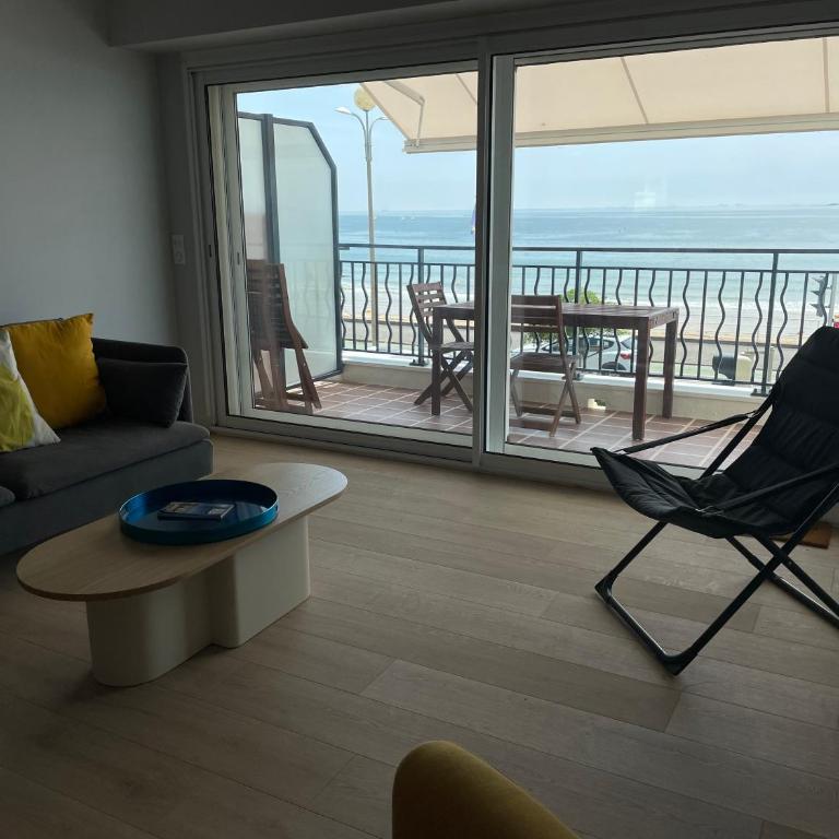 Élégant logement avec vue sur l'océan - Two-Bedroom Apartment - 14