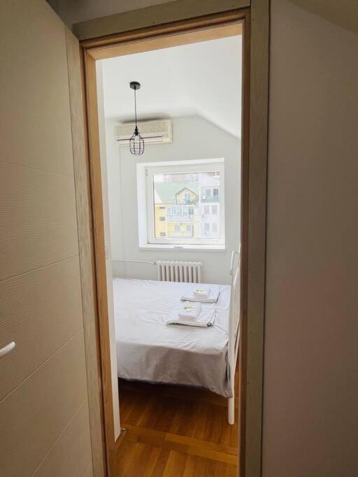 3 bedroom duplex with balcony, excellent location - Apartman sa 3 Spavaće Sobe - 21