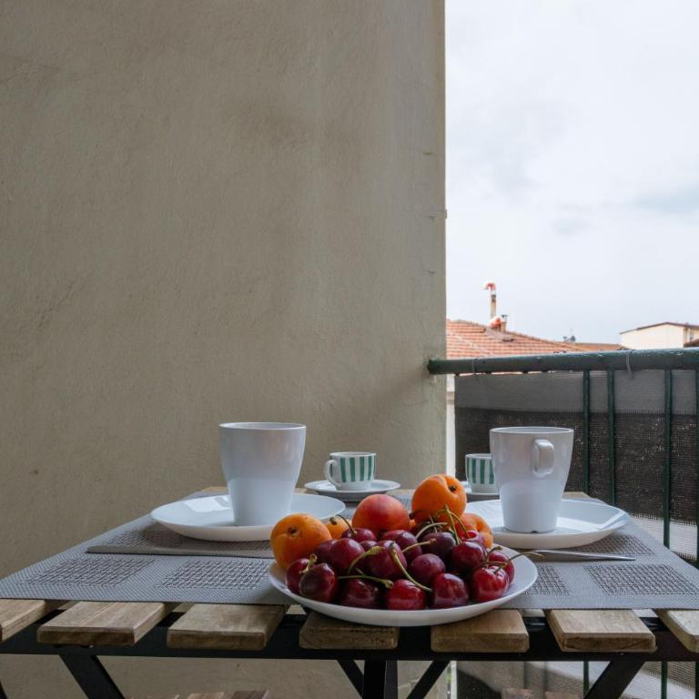 GuestHost - Yellowsunny Apartment with Two Balconies - One-Bedroom Apartment - 11