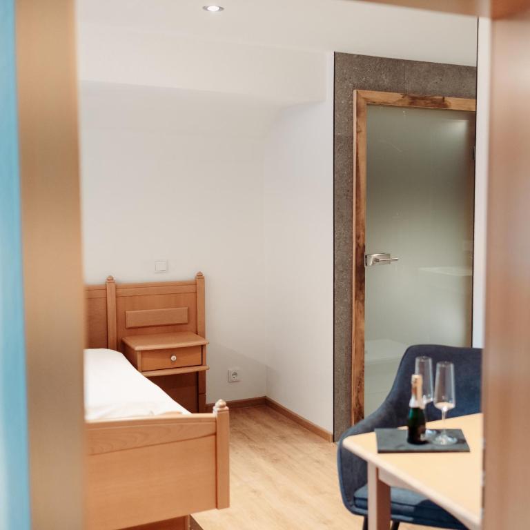 SONNE Wilhams - Doppelzimmer mit Bergblick - 1