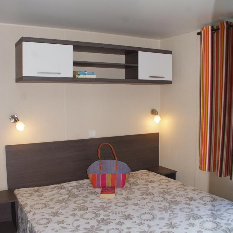 Hotel et Camping Les Rives du Loup - Mobile Home 3 Chambres Familial - 9