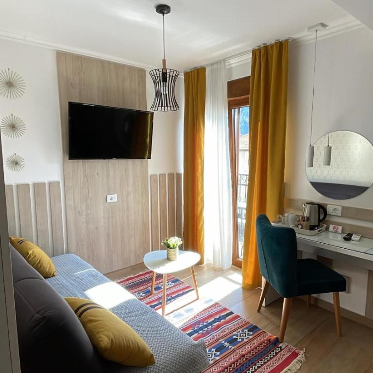 Hotel - Villa Lejla - Queen Room with Balcony - 3