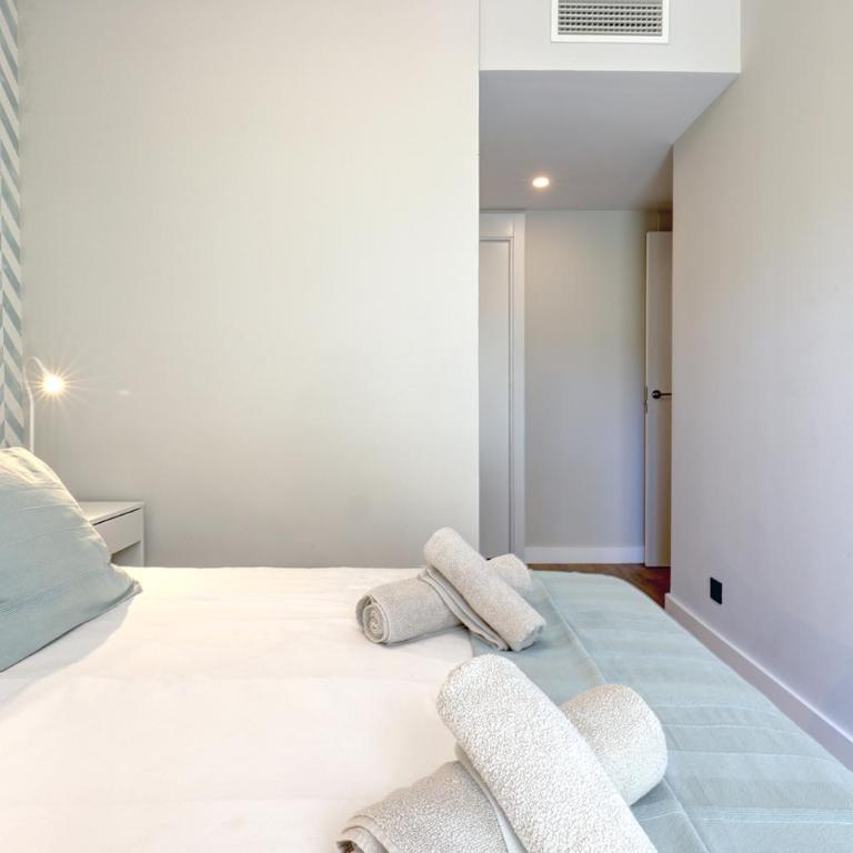 Stylish 2 Bedroom Apartment in Estepona Old Town - Two-Bedroom Apartment - 31
