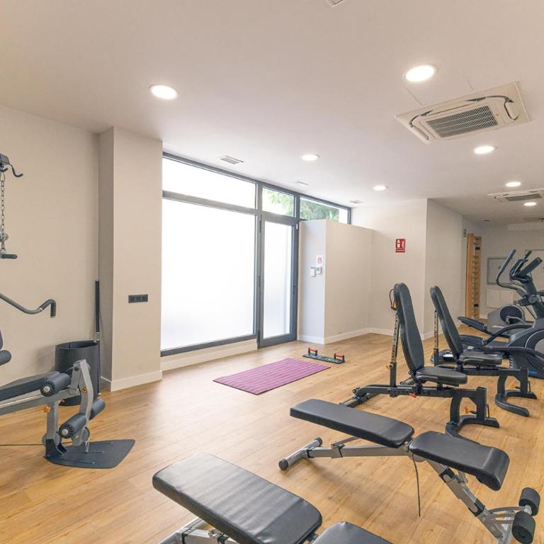 Stylish 2 Bedroom Apartment in Estepona Old Town - Two-Bedroom Apartment - 49