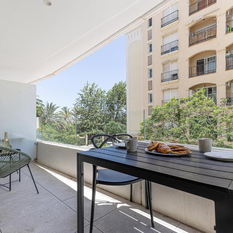 Stylish 2 Bedroom Apartment in Estepona Old Town - Two-Bedroom Apartment - 5
