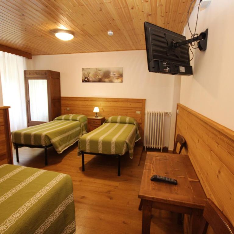 Hotel Col Du Mont - Habitación Triple - 14
