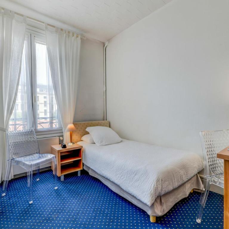 Hôtel VAL FLORES LOGIS - Chambre Simple Supérieure - 1