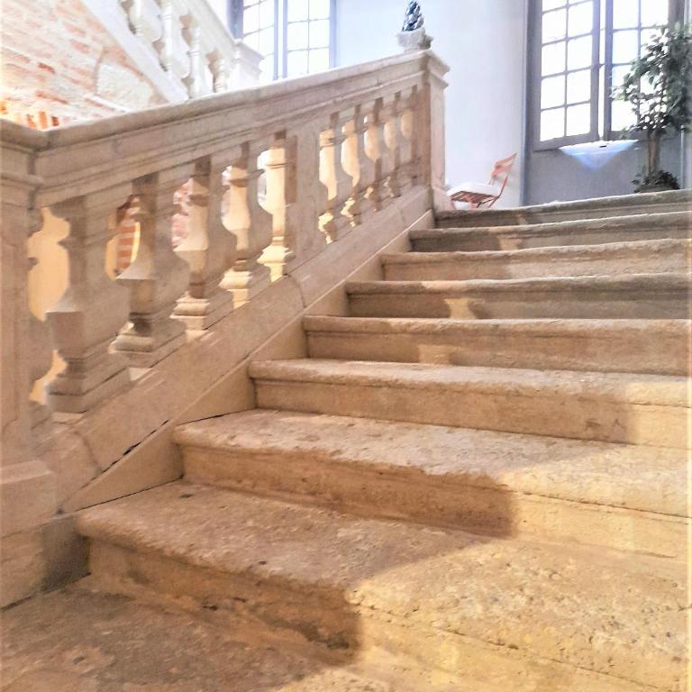 PIED A TERRE DE CHARME - 80 m2 - Hyper centre - Parking - Apartamento - 4