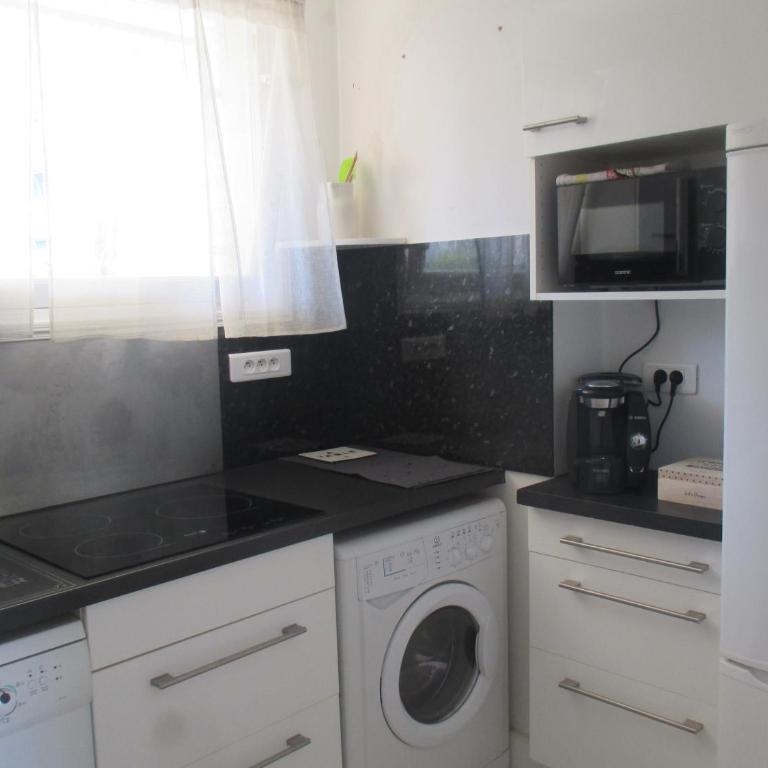 Studio à 10 min de la croisette et de la mer et 5 min de la gare - One-Bedroom Apartment - 3