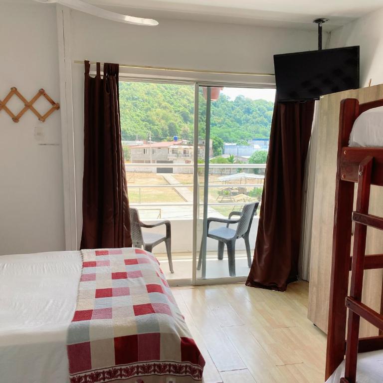 Bahia B&B - Quadruple Room with Balcony - 5
