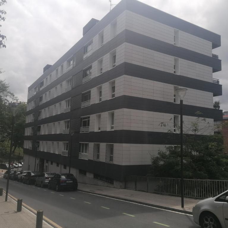 Exclusivo espacio - Parking Gratis - Three-Bedroom Apartment - 31