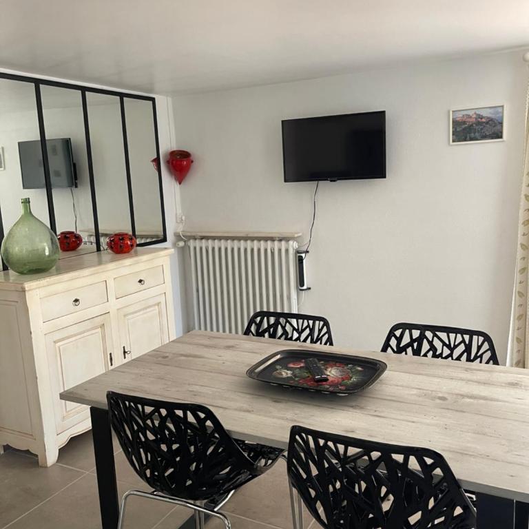 Les Flo location - Appartement 1 Chambre - 9