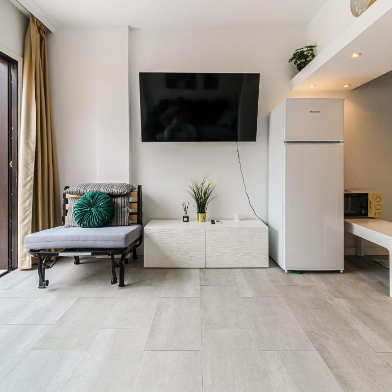Beautiful top floor apartment with heated swimming pool Golf del Sur - Apartamento de 1 dormitorio - 16