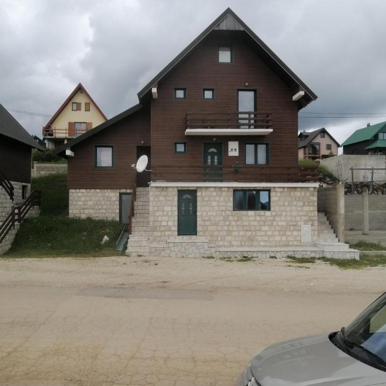 Guesthouse Wolf - Haus mit 4 Schlafzimmern - 2
