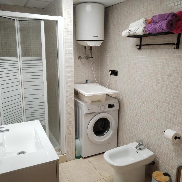 CastelPlace beach con plaza de Garage incluida, free parking and AC - Two-Bedroom Apartment - 37