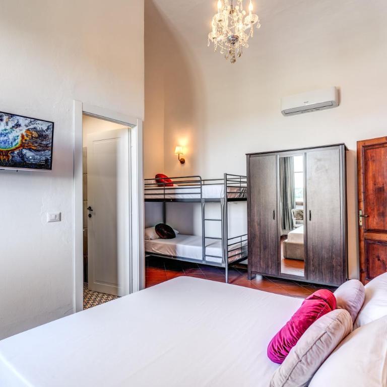 AwesHomeitaly - Villa Tower - Camera Quadrupla con Bagno Privato - 13