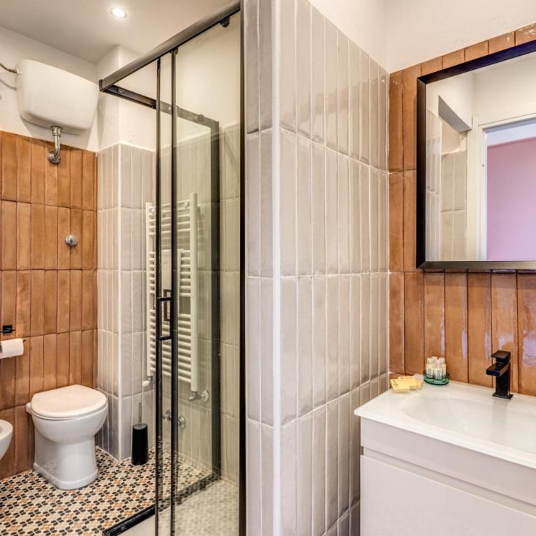 AwesHomeitaly - Villa Tower - Camera Quadrupla con Bagno Privato - 10