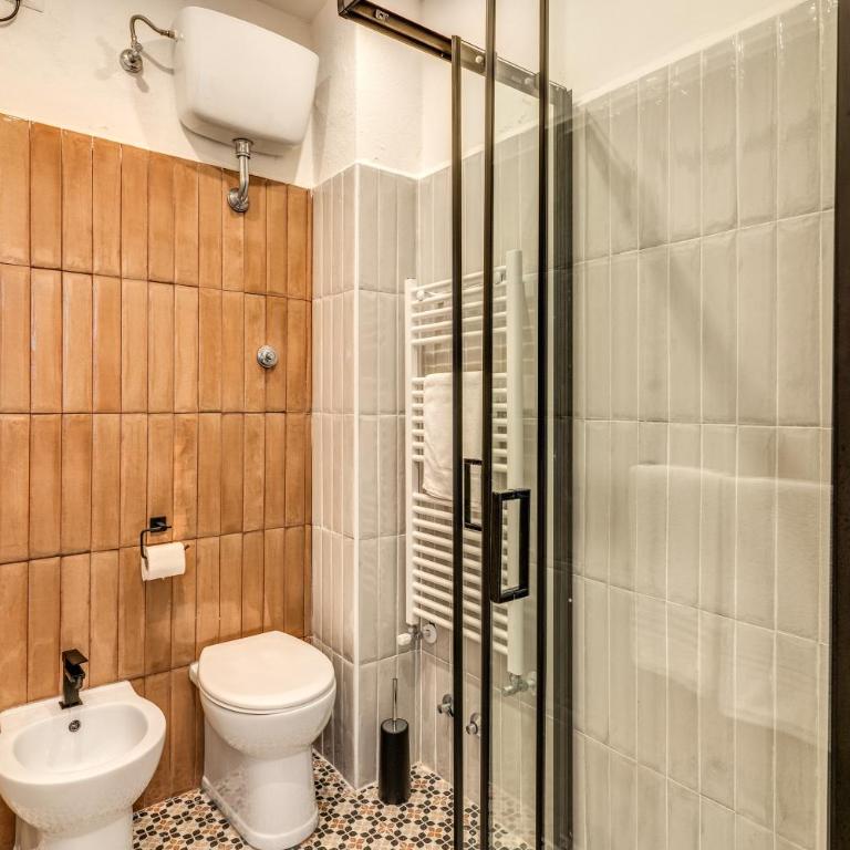 AwesHomeitaly - Villa Tower - Camera Quadrupla con Bagno Privato - 8