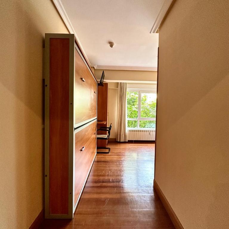 Pension Anoeta - Habitación Cuádruple con baño privado - 7