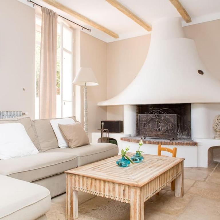Villa Provençale avec 2 maisons d'amis ,piscine ,Jacuzzi ,vue mer - Villa - 48