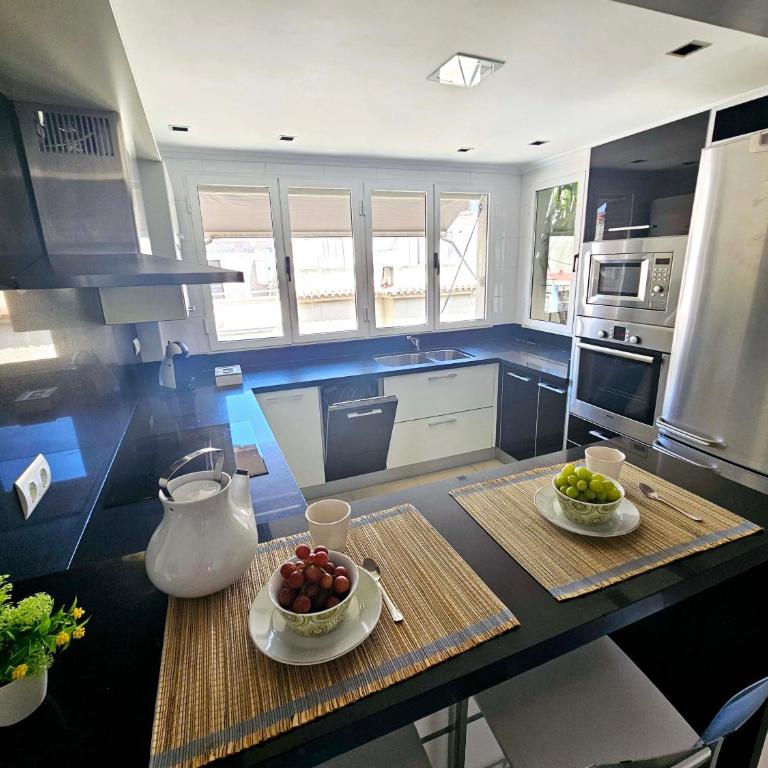 AMAZING ATTIC in City Center by SunCastle Apartamentos - Two-Bedroom Apartment - 6