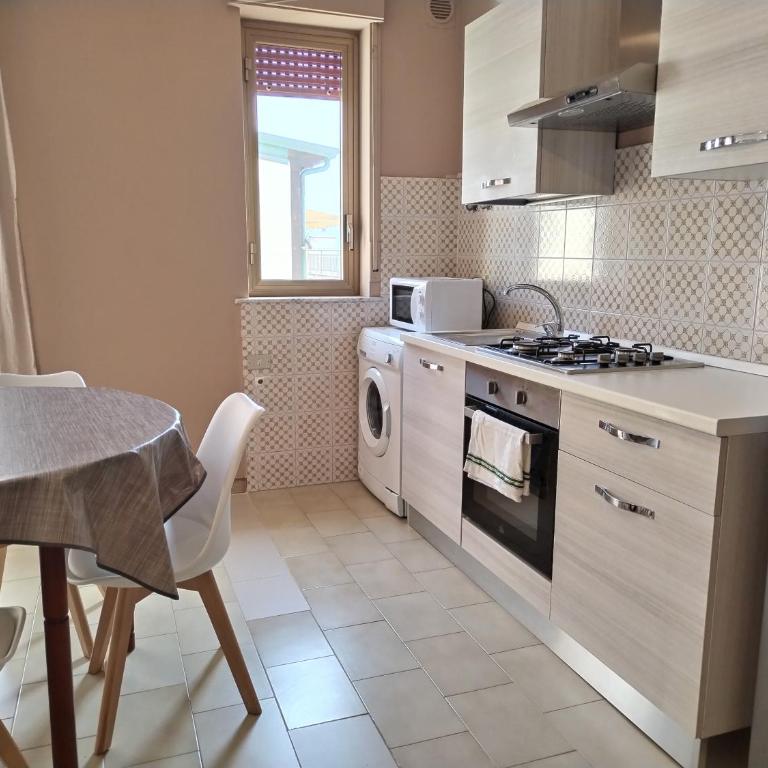 Poseidon Bay Residence - Apartment with Sea View - 4