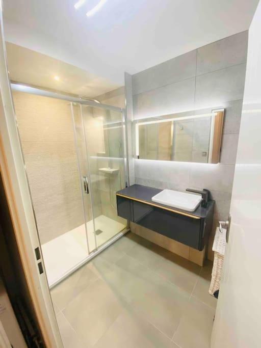 #Sète T3 Vue mer & étang Piscine Balcon - Appartement 2 Chambres - 33