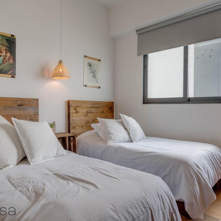Private Balcony Infinity Pool & Rooftop in La Roma - Queretaro - Three-Bedroom Apartment - 18