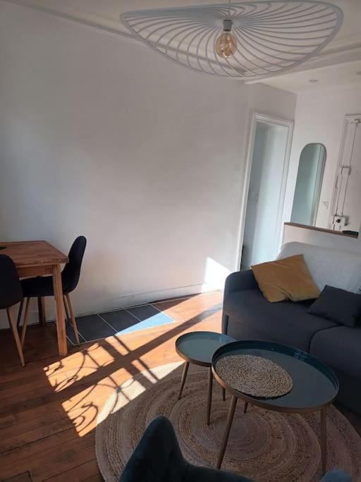 Très Parisien et ensoleillé - Appartement 1 Chambre - 9
