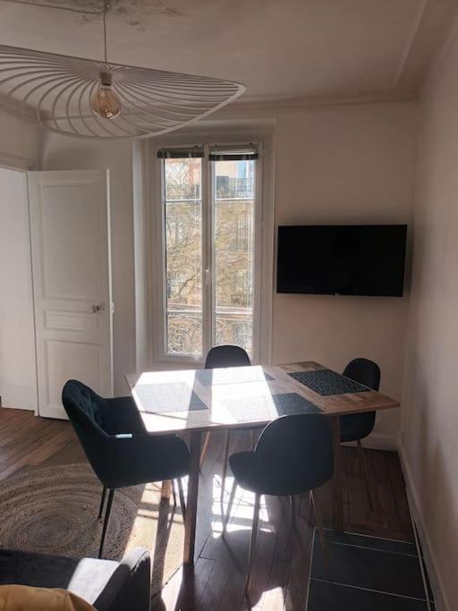 Très Parisien et ensoleillé - Appartement 1 Chambre - 16
