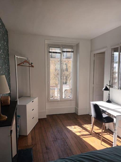 Très Parisien et ensoleillé - Appartement 1 Chambre - 17