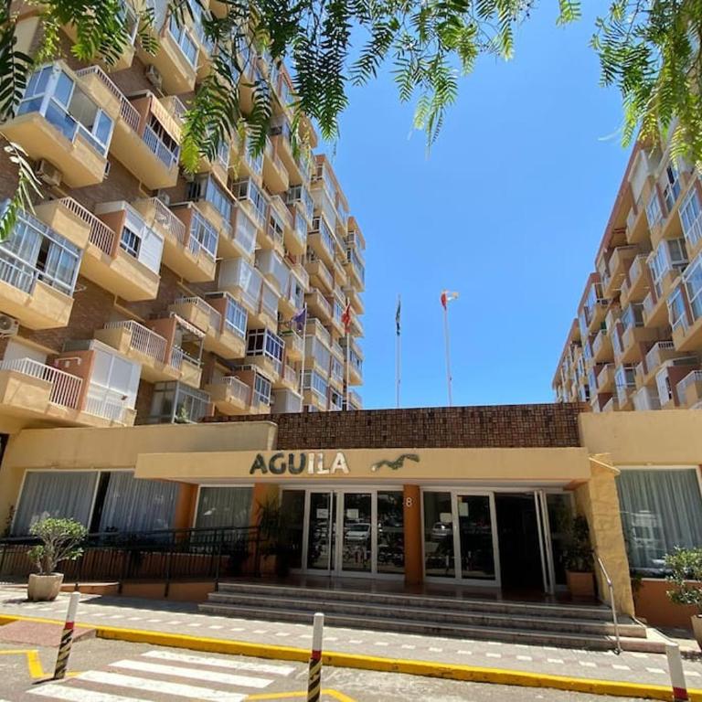 Apt moderno con vistas, recep 24 hs, consultar piscinas - One-Bedroom Apartment - 27