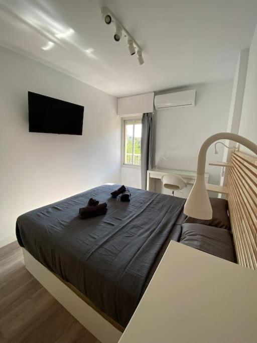 Apt moderno con vistas, recep 24 hs, consultar piscinas - One-Bedroom Apartment - 16