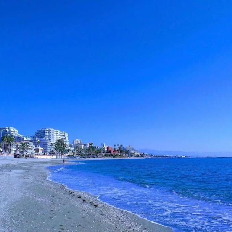 Apt moderno con vistas, recep 24 hs, consultar piscinas - One-Bedroom Apartment - 34