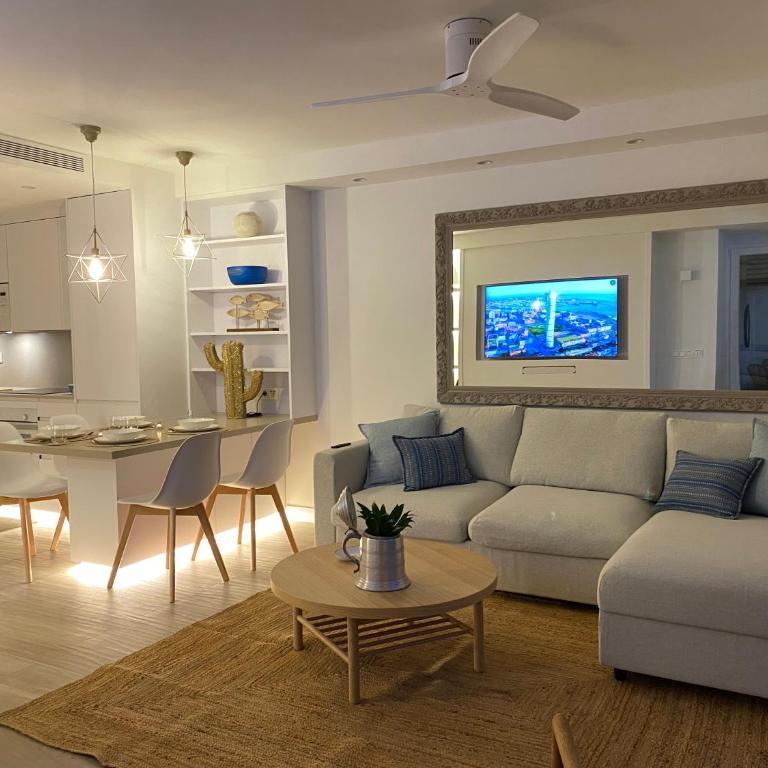 Modern new apartment, Perfect for golf and digital nomads , sea view and parking - Apartamento de 2 dormitorios - 1