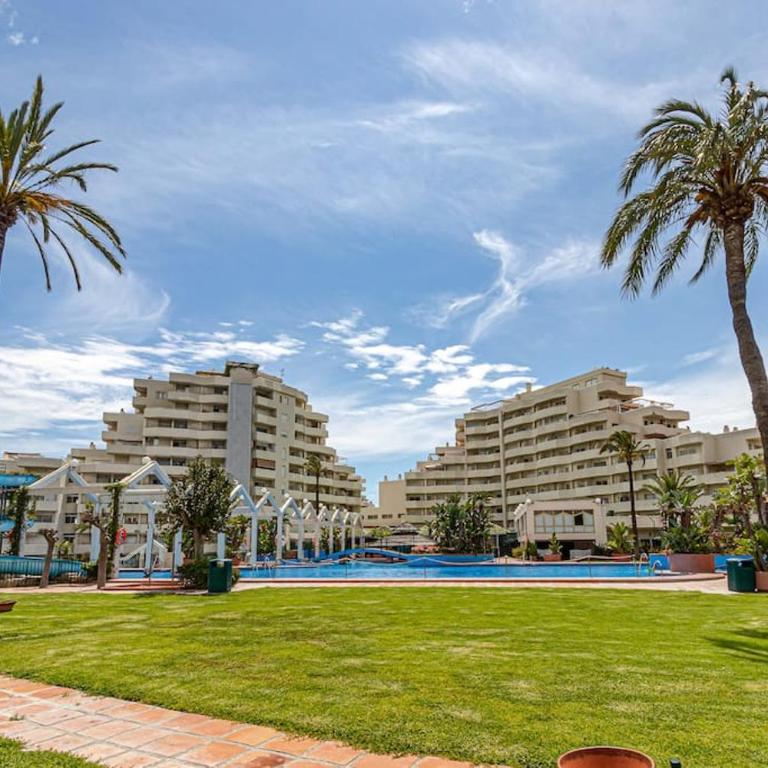 Precioso Apt de 1 habitación en Benalbeach - Apartamento de 1 dormitorio - 32