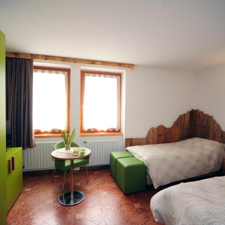 Appartamenti e Camere Veronica - Doppel-/Zweibettzimmer mit eigenem Bad - 9