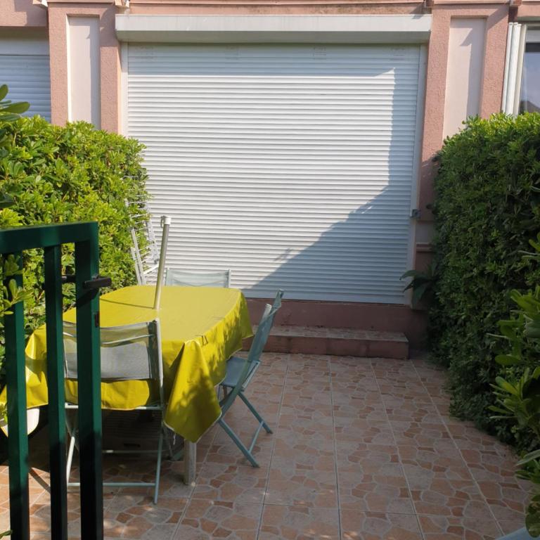 Studio cabine familial, rez de chaussée,piscine et parking privés - Studio Familial - 7